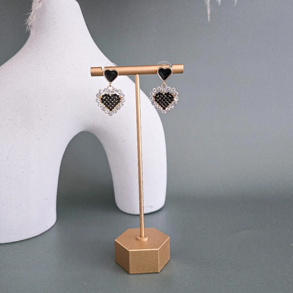 Black crystal heart shaped small earrings new